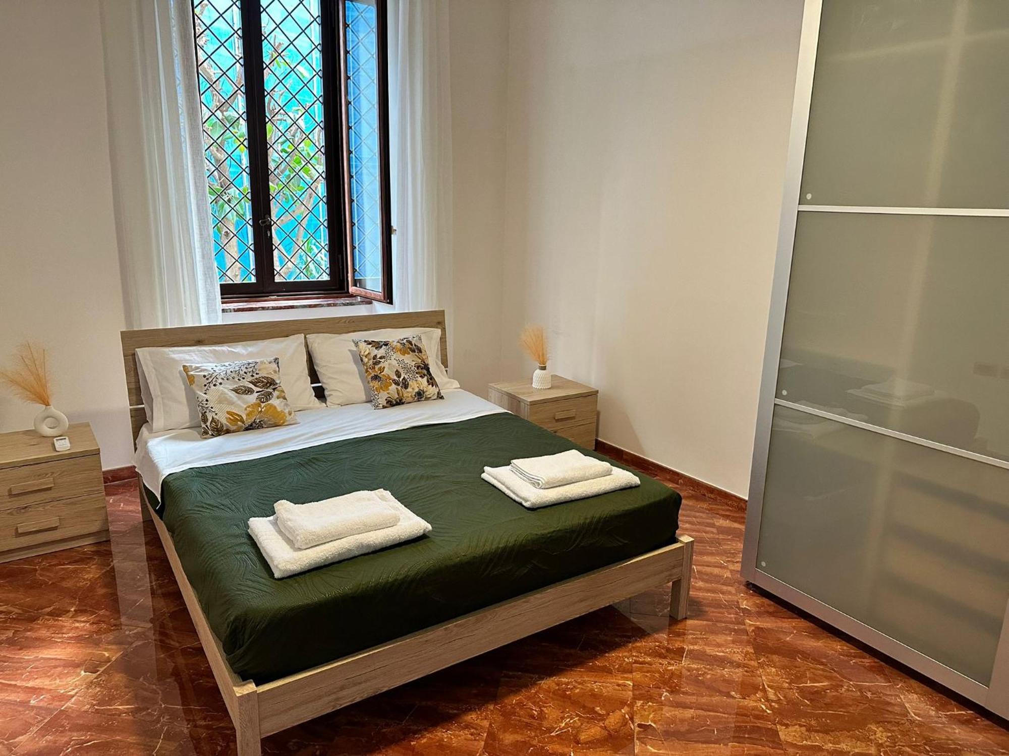 Hotel La Tela Di Elena Napoli Esterno foto