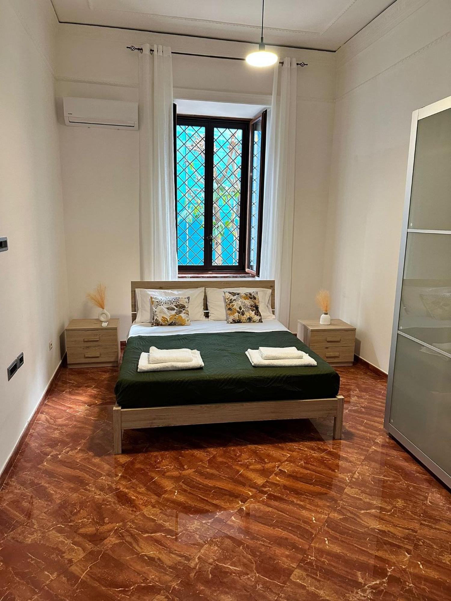 Hotel La Tela Di Elena Napoli Esterno foto